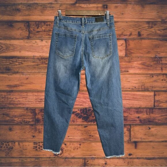 5 for $25🔥L&B Lucky & Blessed Fringe Hem Mom Jeans Size 6 - Picture 2 of 5